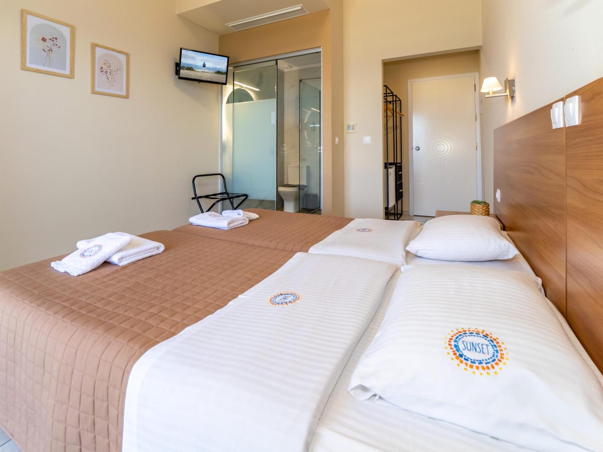 Sunset Hotel Xiropigado Bagian luar foto